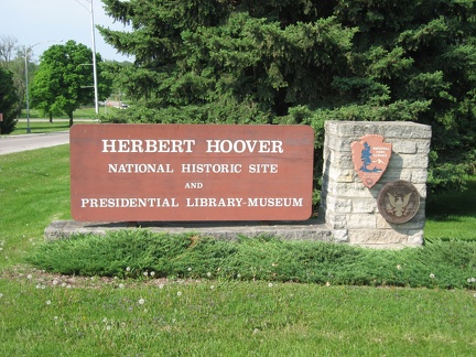 Hoover NHS Sign